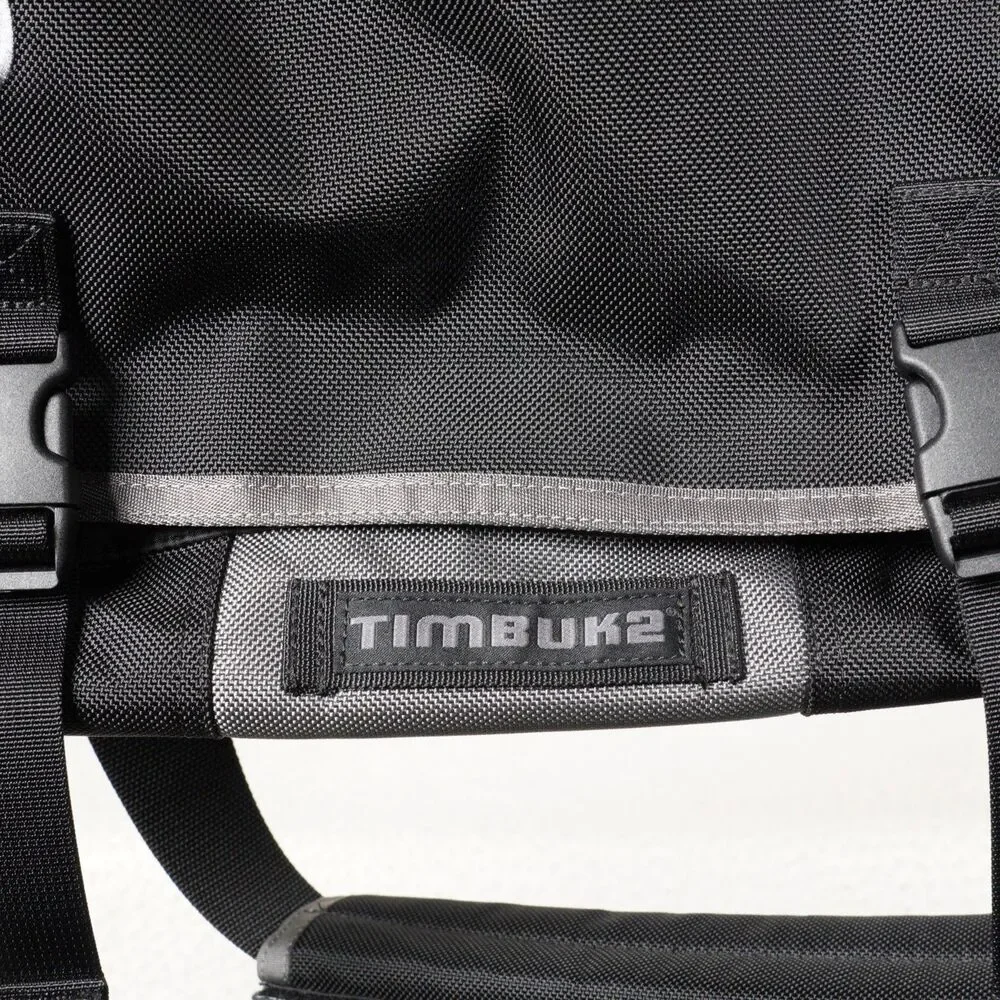 Timbuk2 Classic Messenger Bag Small Black Gray Two-Tone Cross Strap